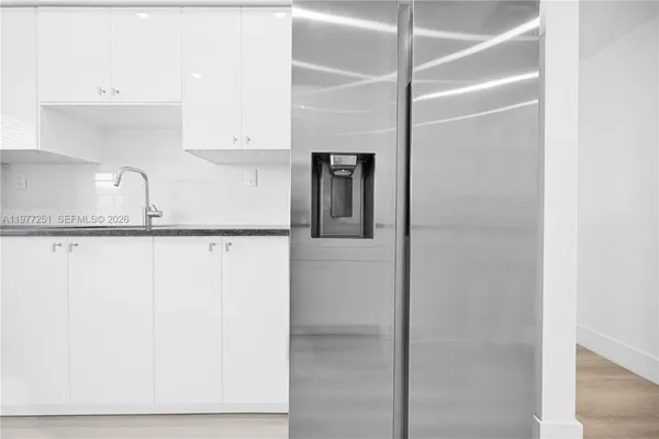 $2,200 | 250 180th Drive, Unit 554, Sunny Isles Beach, FL 33160