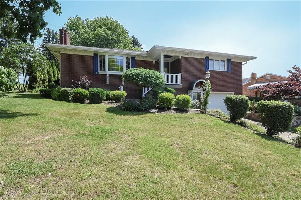 50 Bellview Circle McKees Rocks, PA 15136 - Photo 1 of 24 Giant sized rooms inside. Look! Even the soffit has molding!