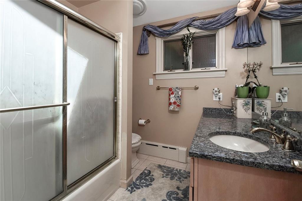 50 Bellview Circle McKees Rocks, PA 15136 - Photo 17 of 24 Granite here! Sky light too!