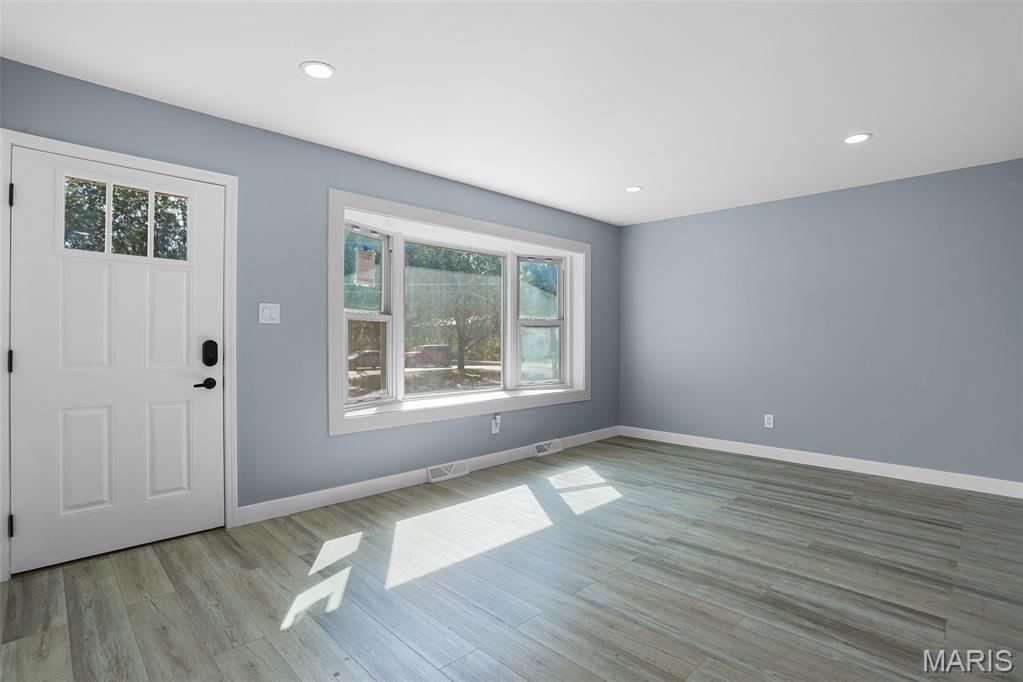 5211 Hunning Road High Ridge, MO 63049 - Photo 6 of 26