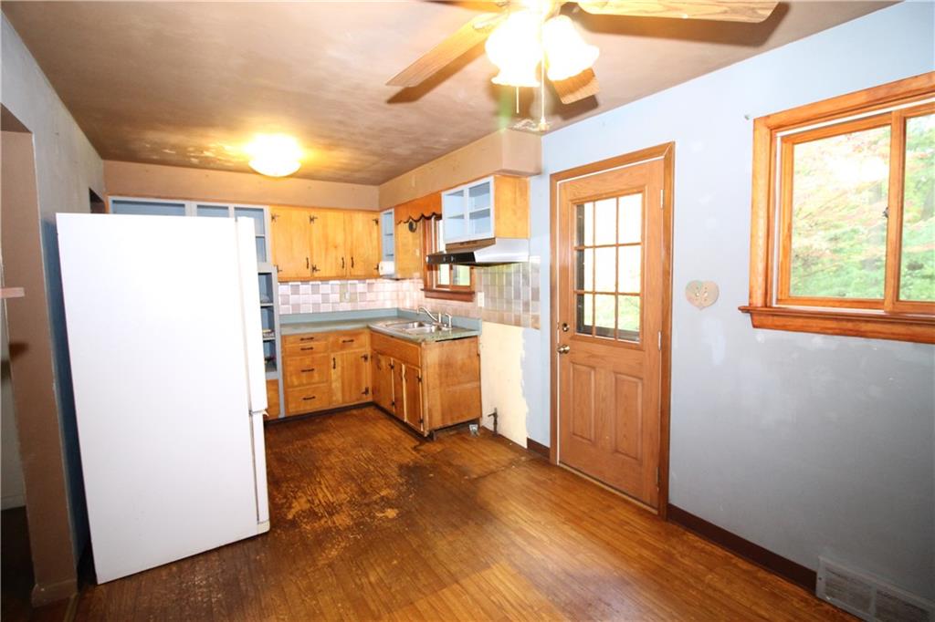 65 Munntown Road Eighty Four, PA 15330 - Photo 6 of 20 Gallery Image 6