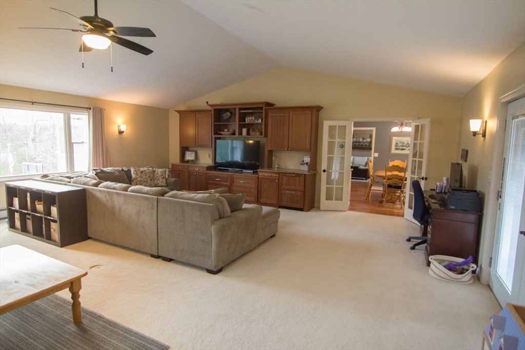 122 May Brook Road Holland, MA 01521 - Photo 16 of 42 Gallery Image 16