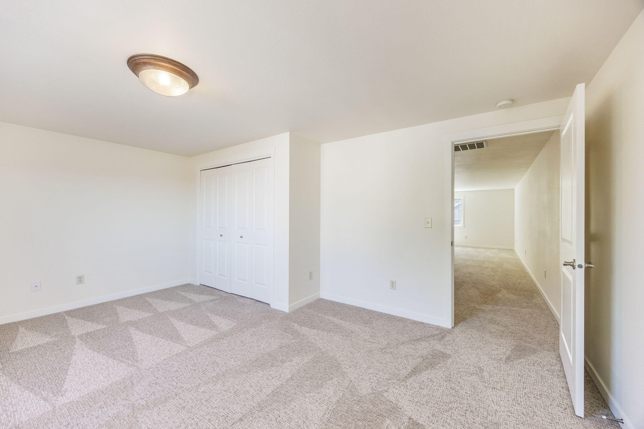 641 Spring Valley Drive Medford, OR 97501 - Photo 36 of 39 A37