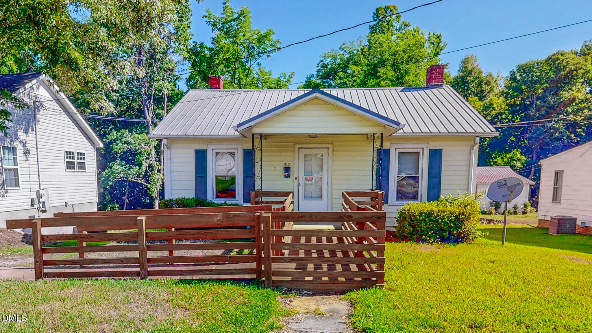 310 Barnett Avenue Roxboro, NC 27573 - Photo 1 of 20