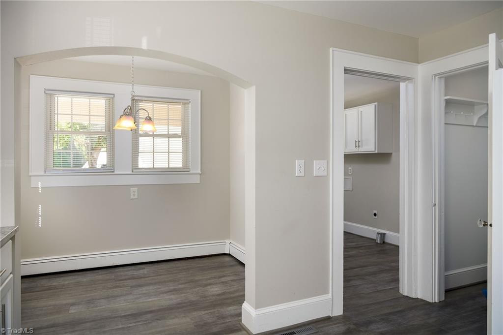 1036 Cunningham Road Thomasville, NC 27360 - Photo 11 of 47 Gallery Image 11