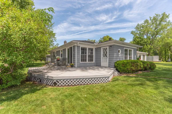 $649,900 | 9547 Crestline Drive, Pinckney, MI 48169
