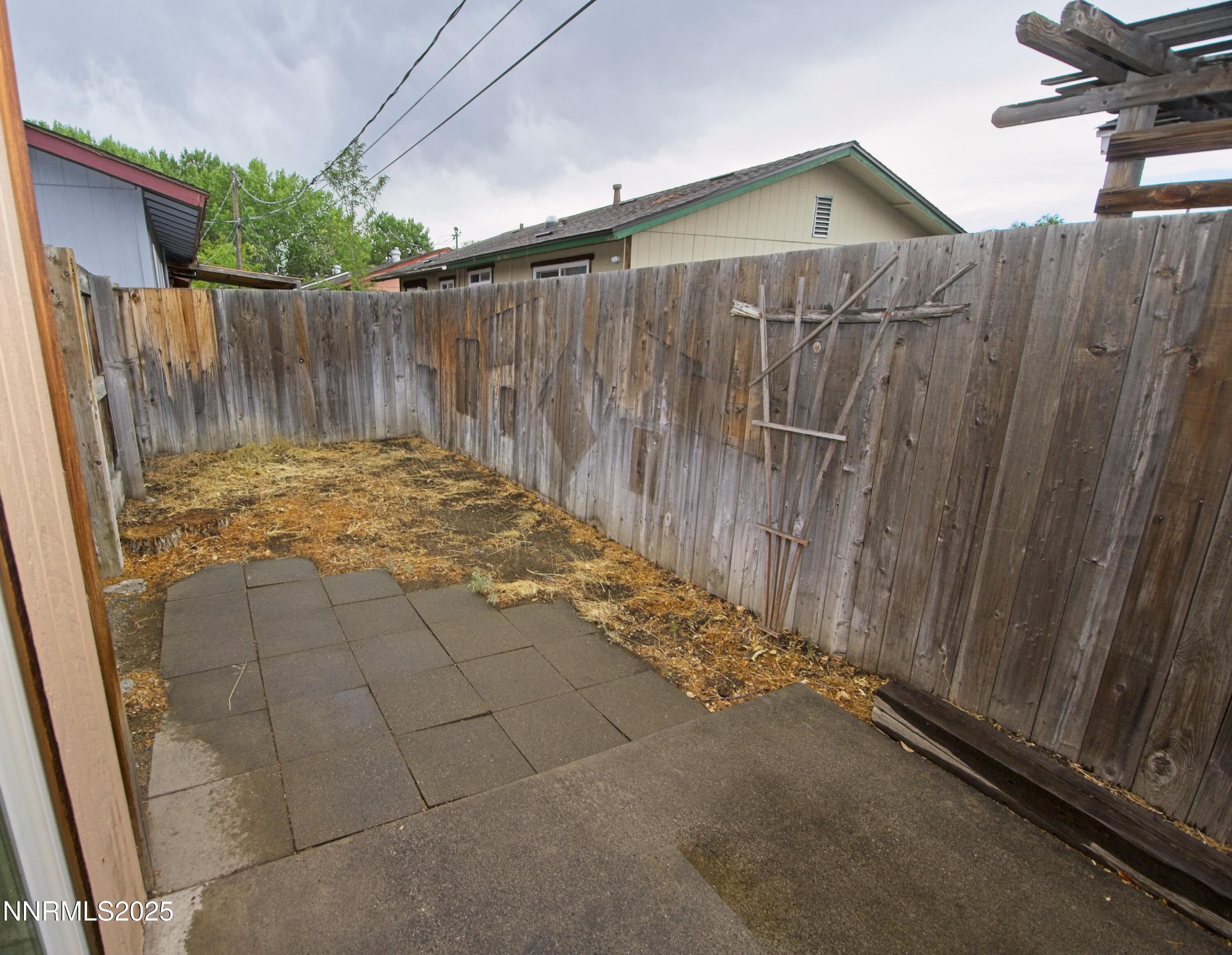 1600 East Long Street Carson City, NV 89706 - Photo 13 of 13 a view of wooden fence