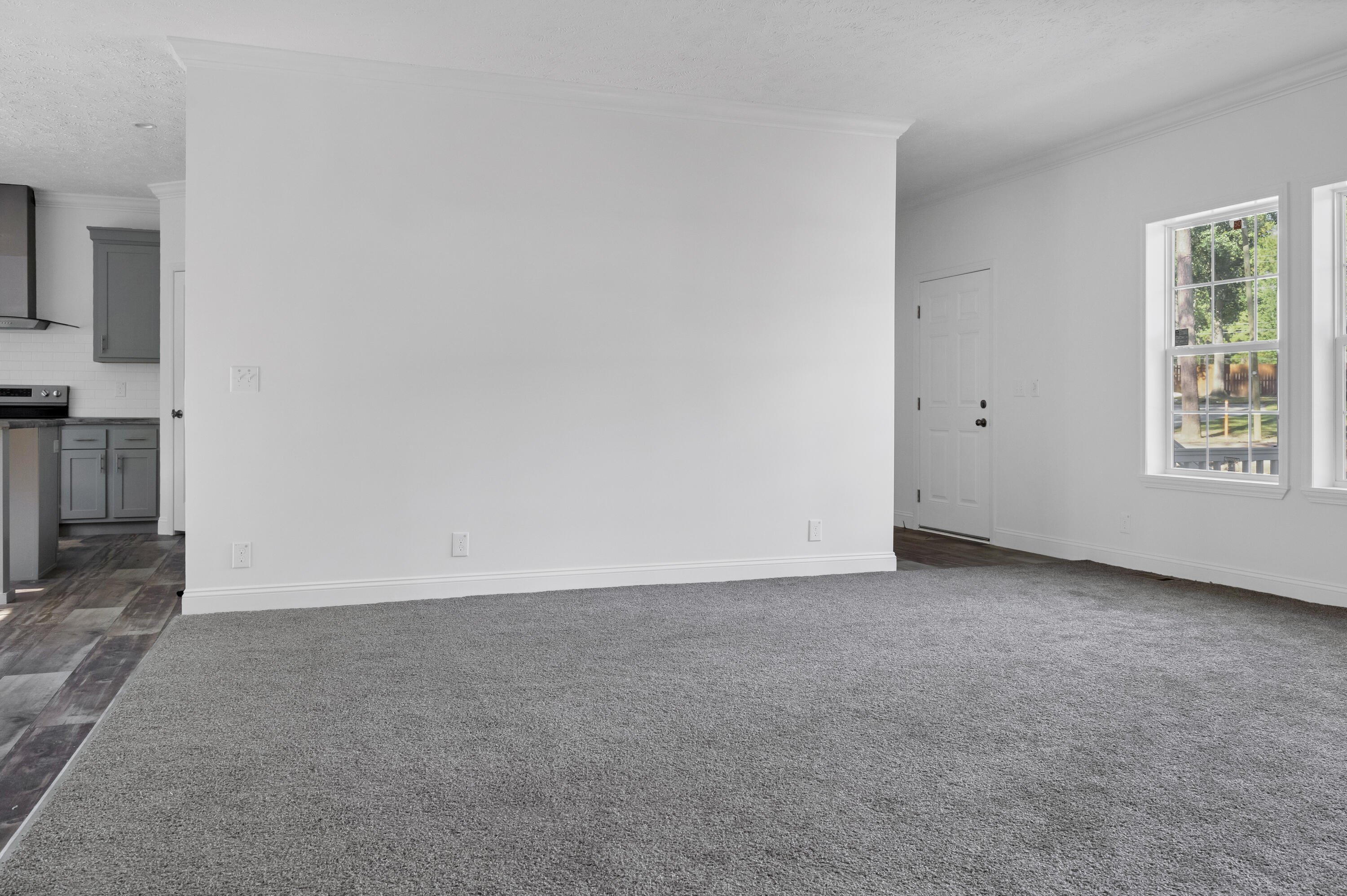 317 Churchill Road Walterboro, SC 29488 - Photo 14 of 40 Greatroom