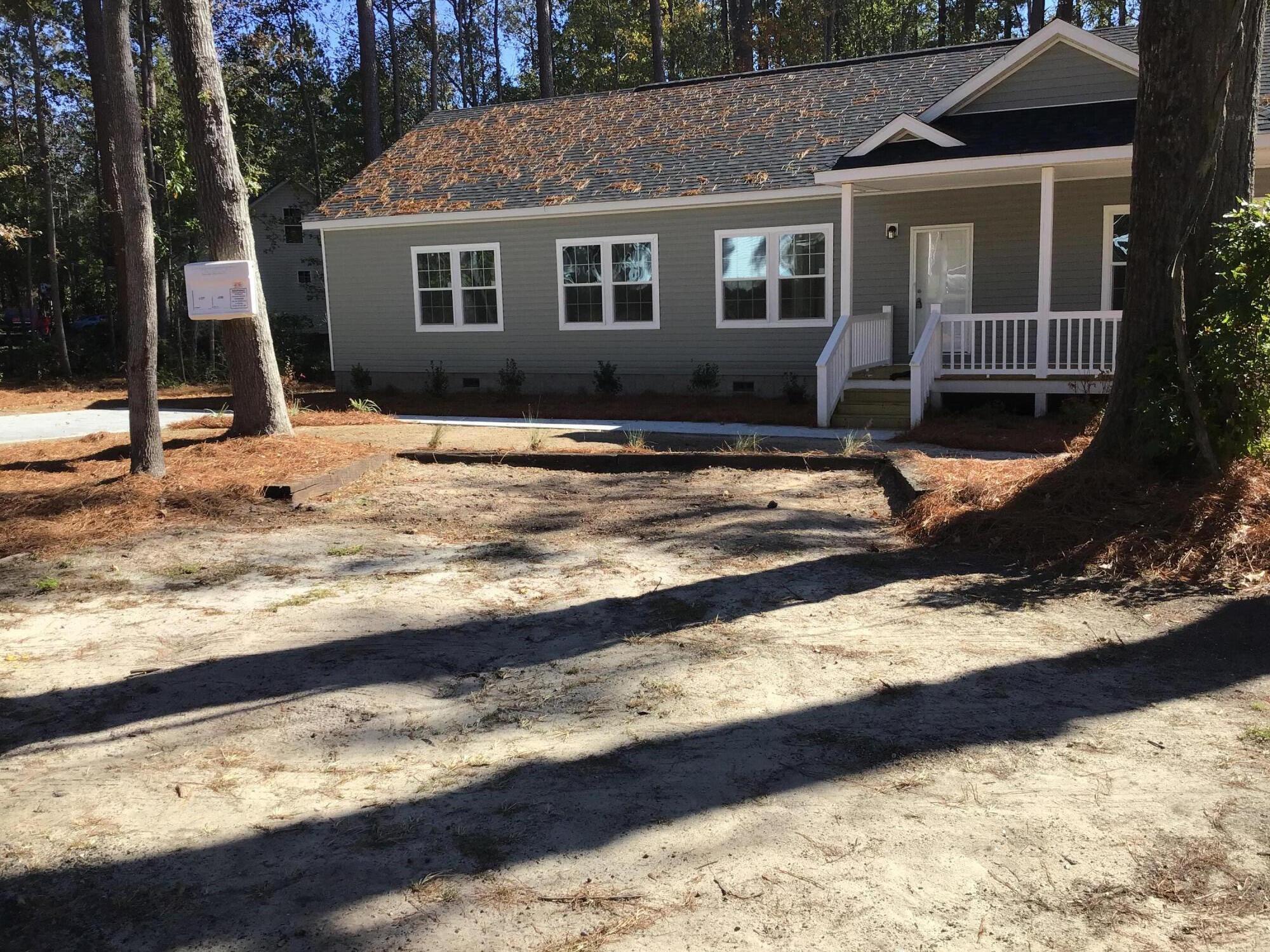 317 Churchill Road Walterboro, SC 29488 - Photo 8 of 40 Front Yard