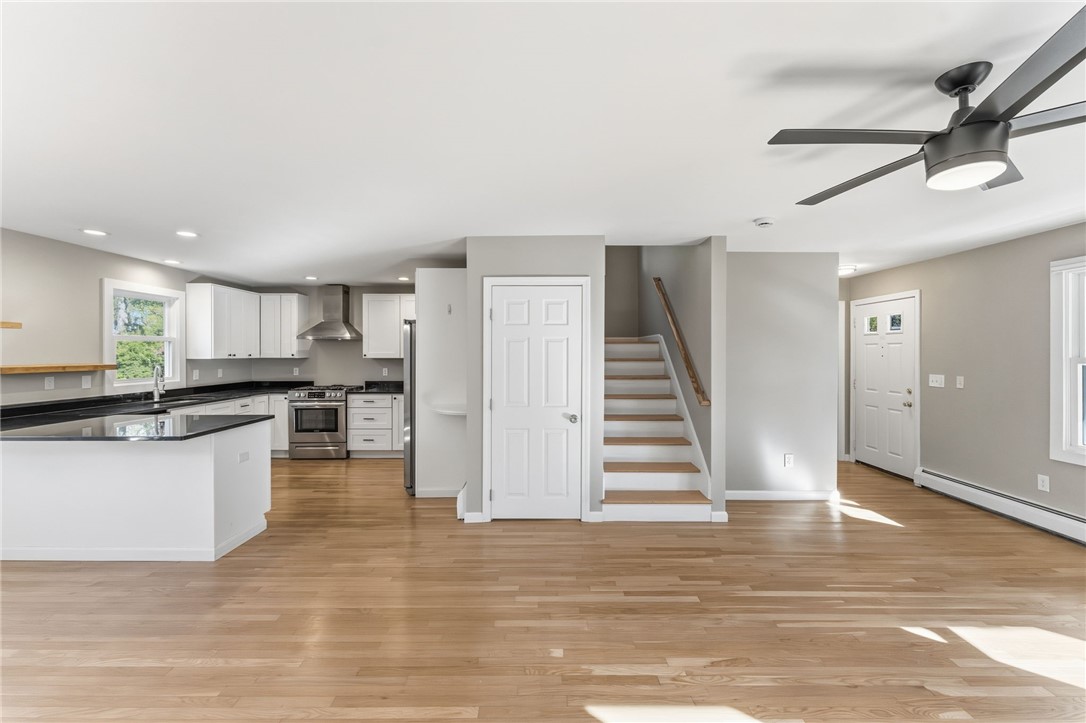 22 Cole Street Jamestown, RI 02835 - Photo 12 of 35