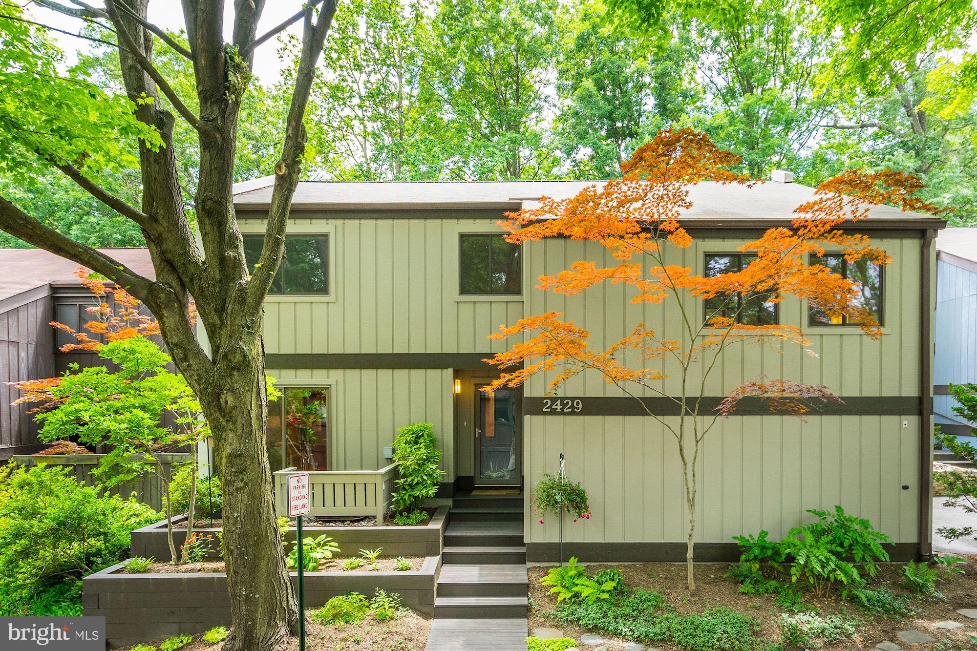 2429 Glade Bank Way Reston, VA 20191 - Photo 1 of 69
