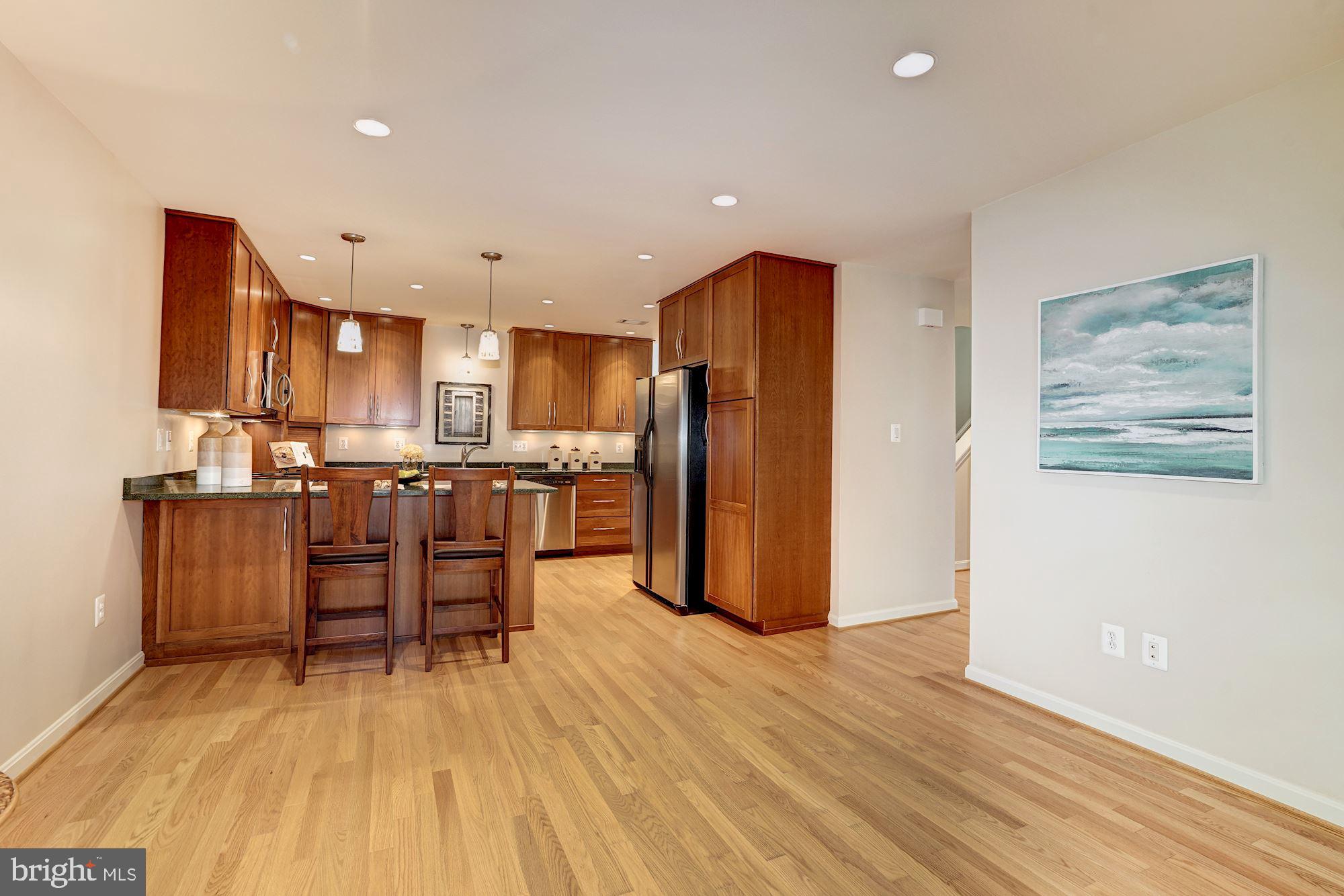 2429 Glade Bank Way Reston, VA 20191 - Photo 12 of 69