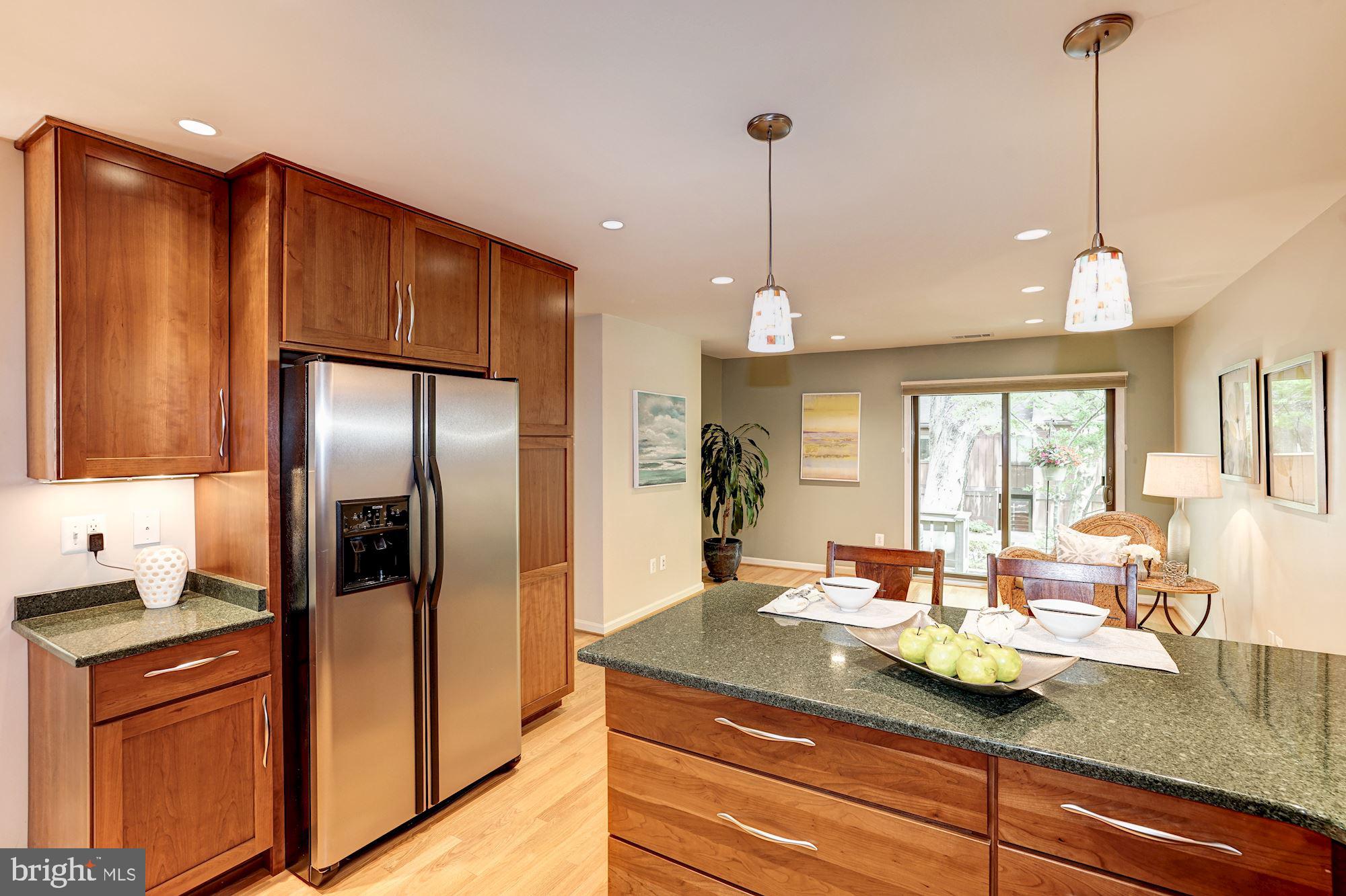 2429 Glade Bank Way Reston, VA 20191 - Photo 18 of 69