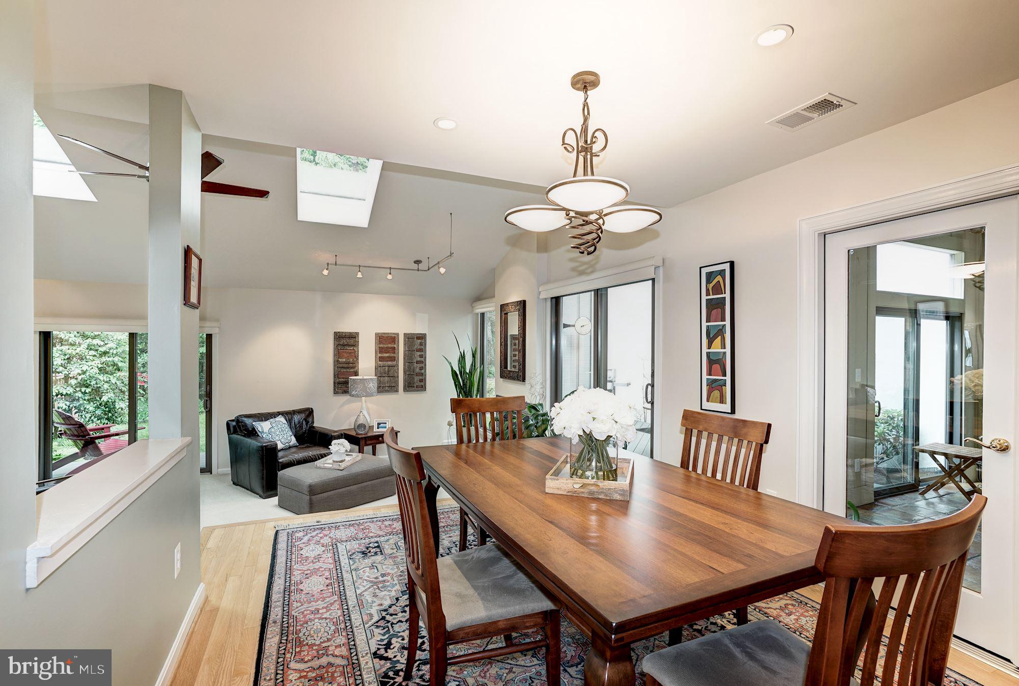 2429 Glade Bank Way Reston, VA 20191 - Photo 23 of 69