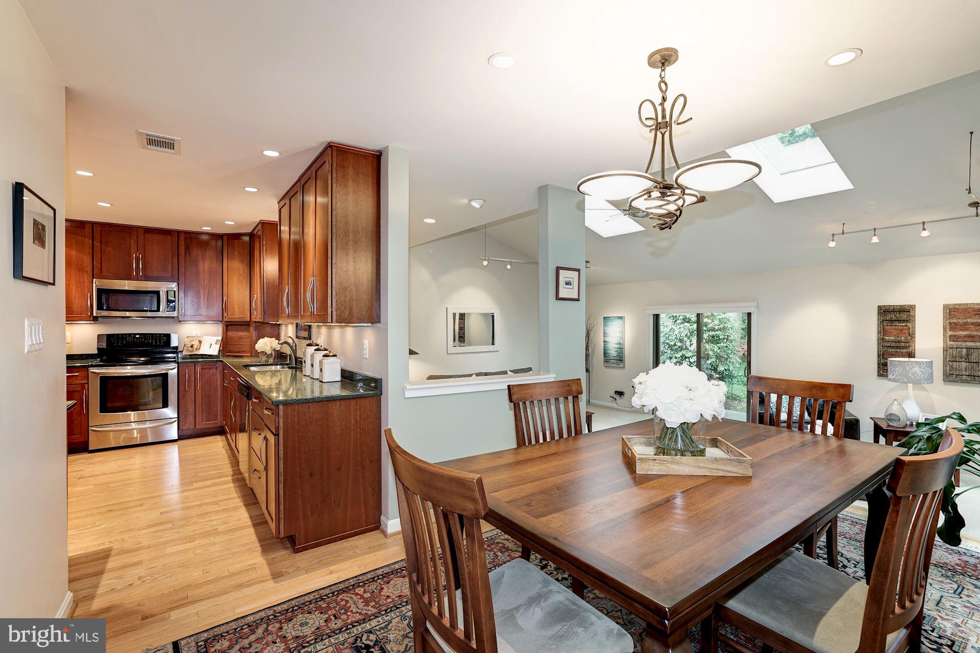 2429 Glade Bank Way Reston, VA 20191 - Photo 24 of 69