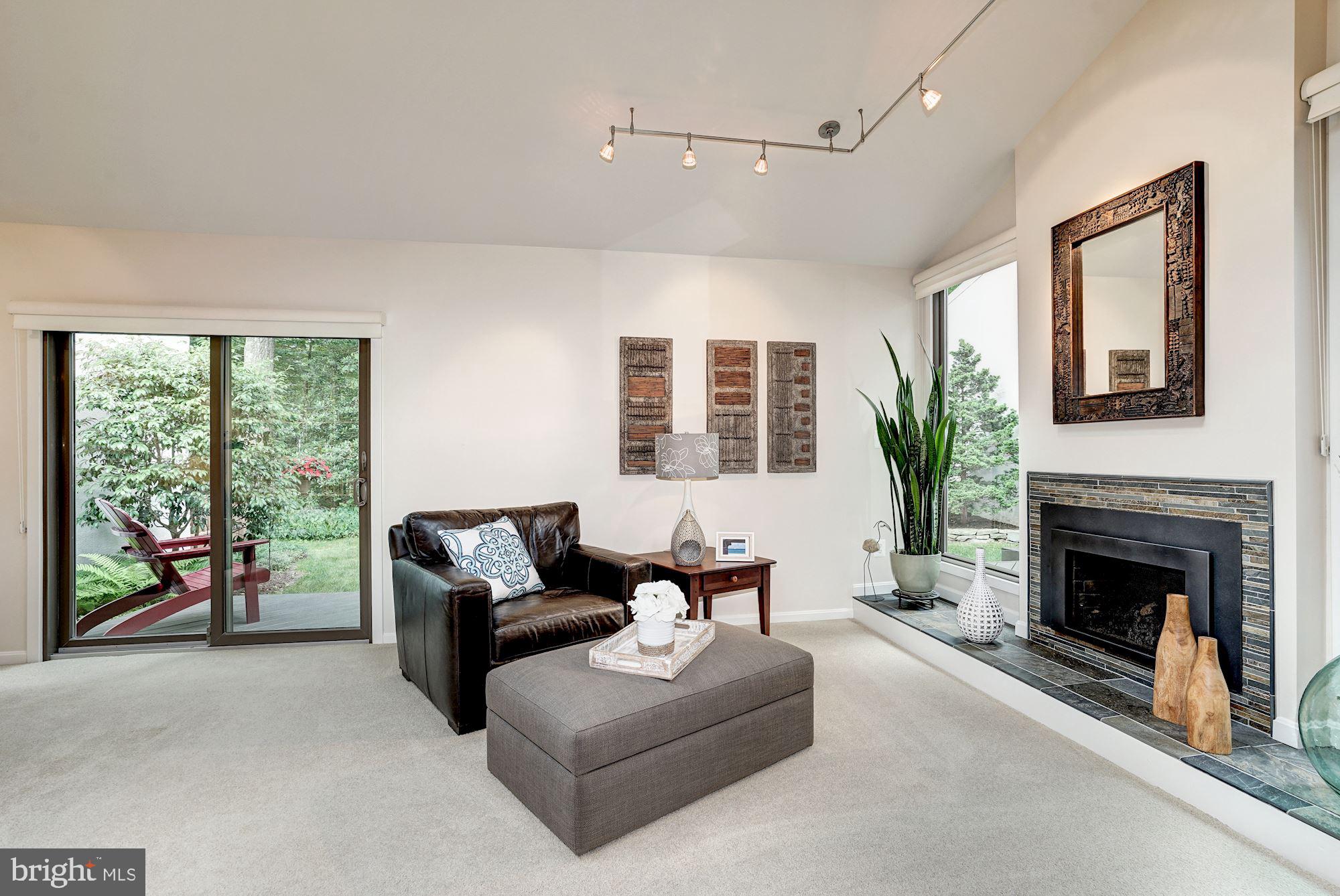 2429 Glade Bank Way Reston, VA 20191 - Photo 26 of 69