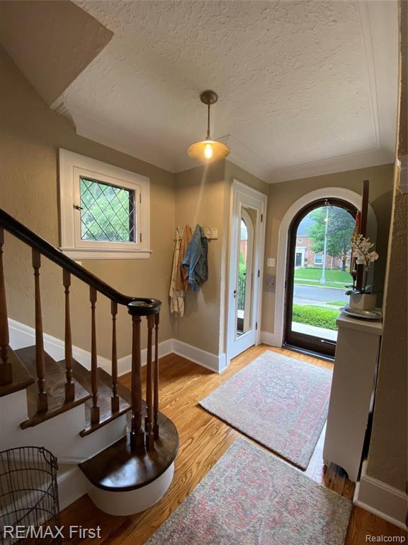 240 Fisher Road Grosse Pointe Farms, MI 48230 - Photo 7 of 54