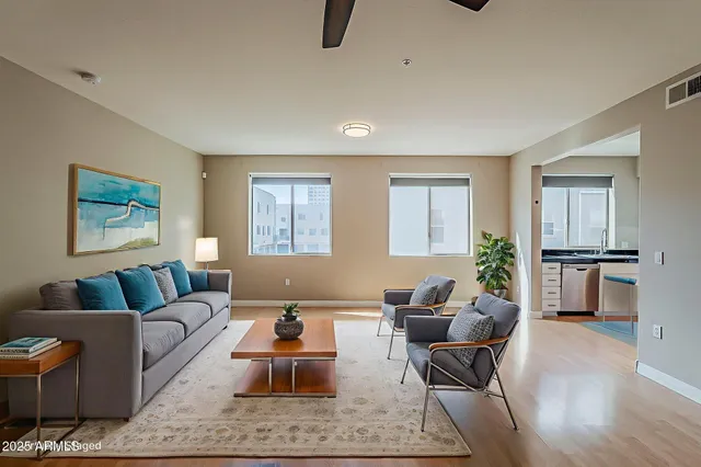 $2,350 | 615 East Portland Street, Unit 277, Phoenix, AZ 85004