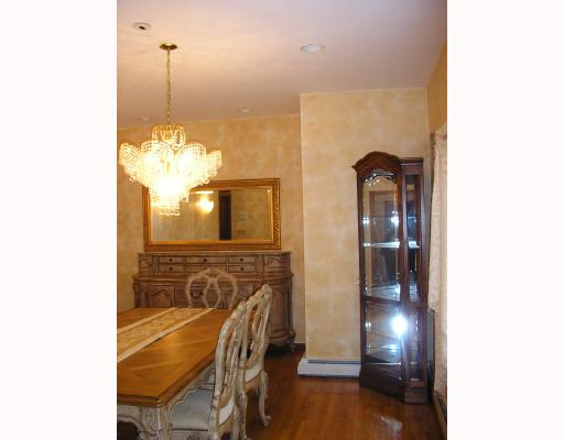 14 Basil Crossing Cranston, RI 02921 - Photo 2 of 8 Dining Room.