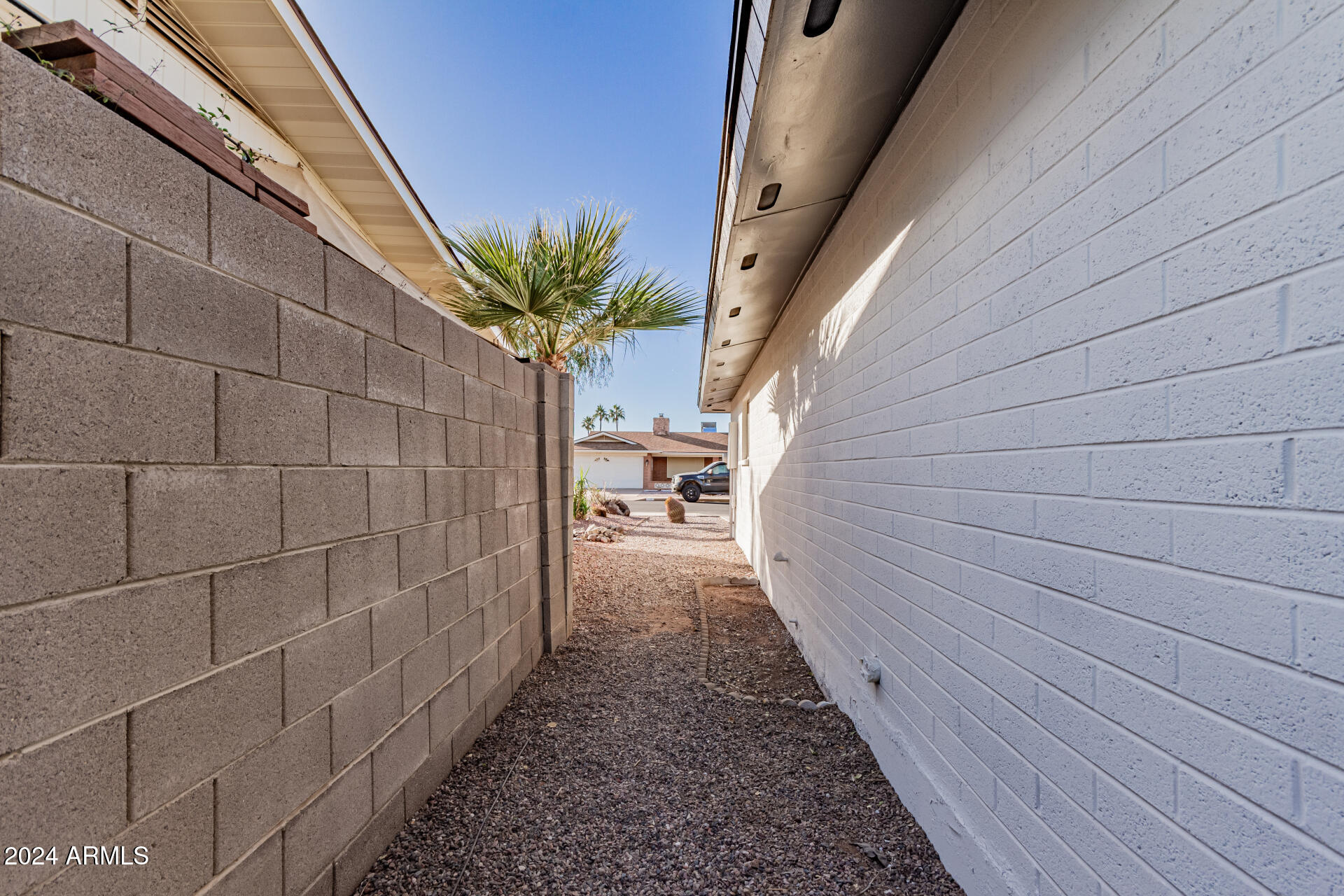 515 South Racine Mesa, AZ 85206 - Photo 37 of 37 39 - Racine