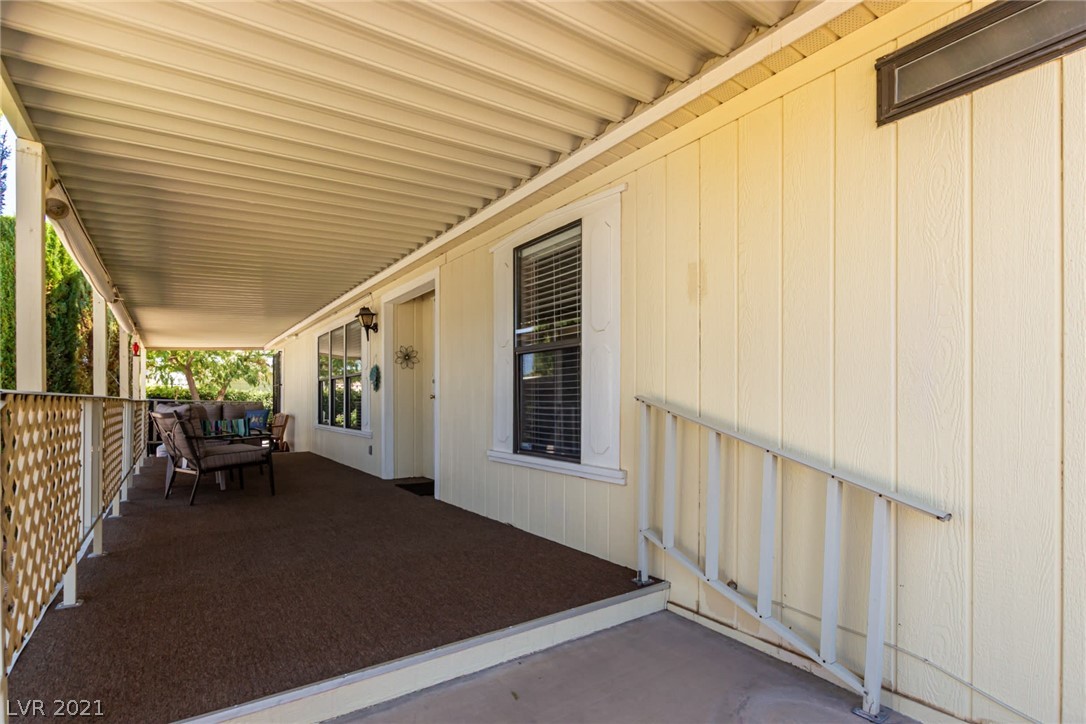 2006 Roberts Road Henderson, NV 89002 - Photo 8 of 39 Gallery Image 8