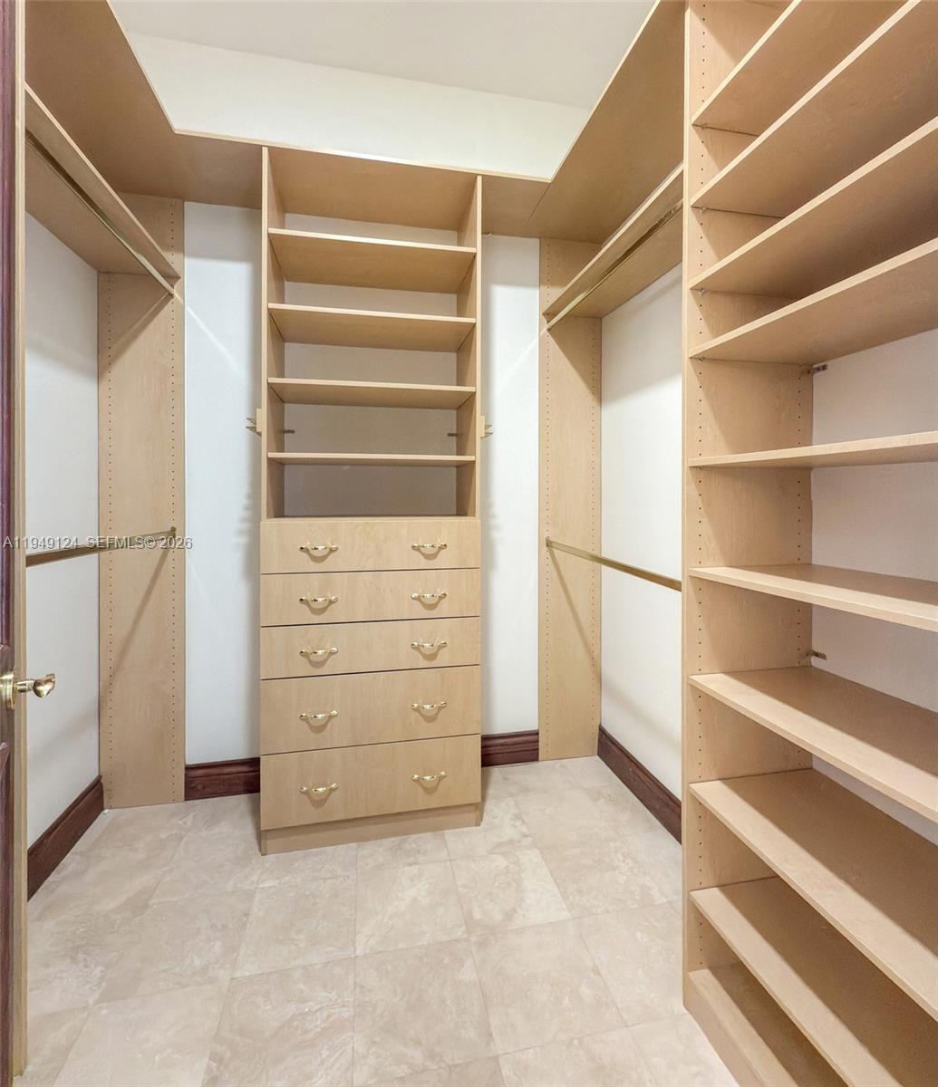8480 Southwest 98th Street Miami, FL 33156 - Photo 32 of 60