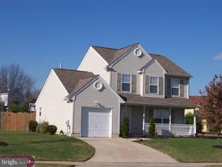 307 Jamestown Road Edgewater Park, NJ 08010 - Photo 2 of 6
