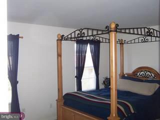 307 Jamestown Road Edgewater Park, NJ 08010 - Photo 4 of 6
