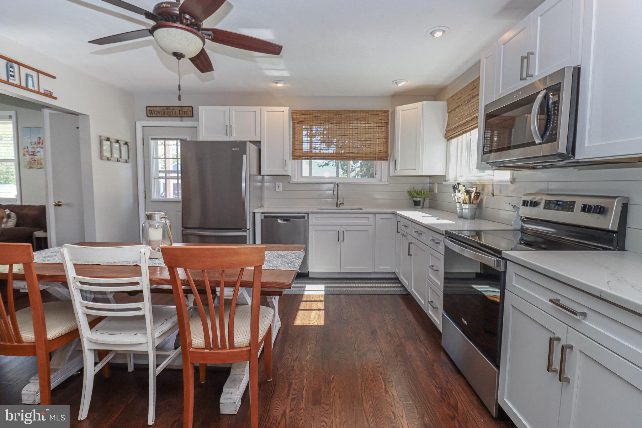 159 Meadow Road Pasadena, MD 21122 - Photo 3 of 56 Brand NEW Kitchen!
