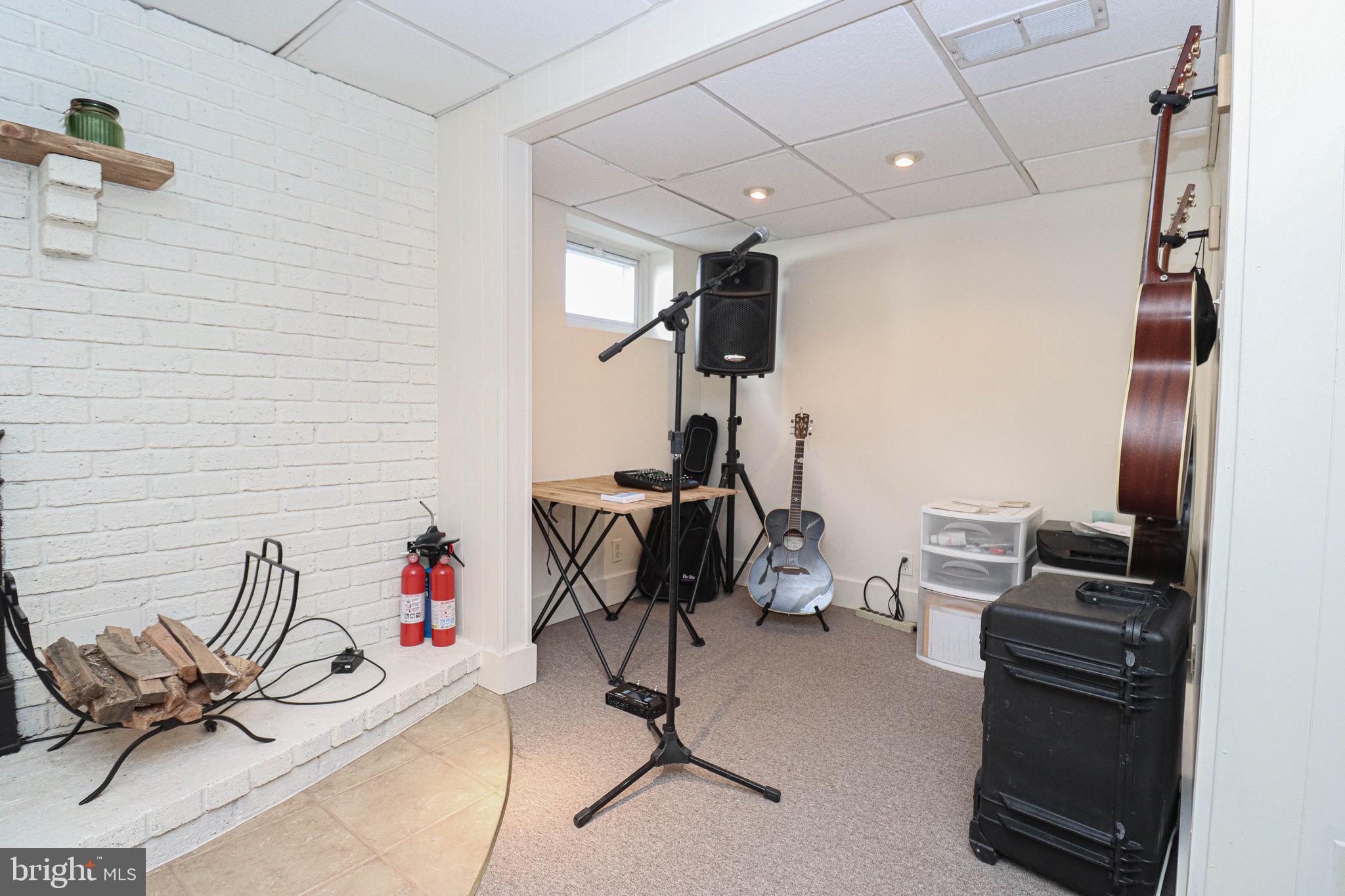 159 Meadow Road Pasadena, MD 21122 - Photo 31 of 56 Alcove perfect for Music, Art or Home Office