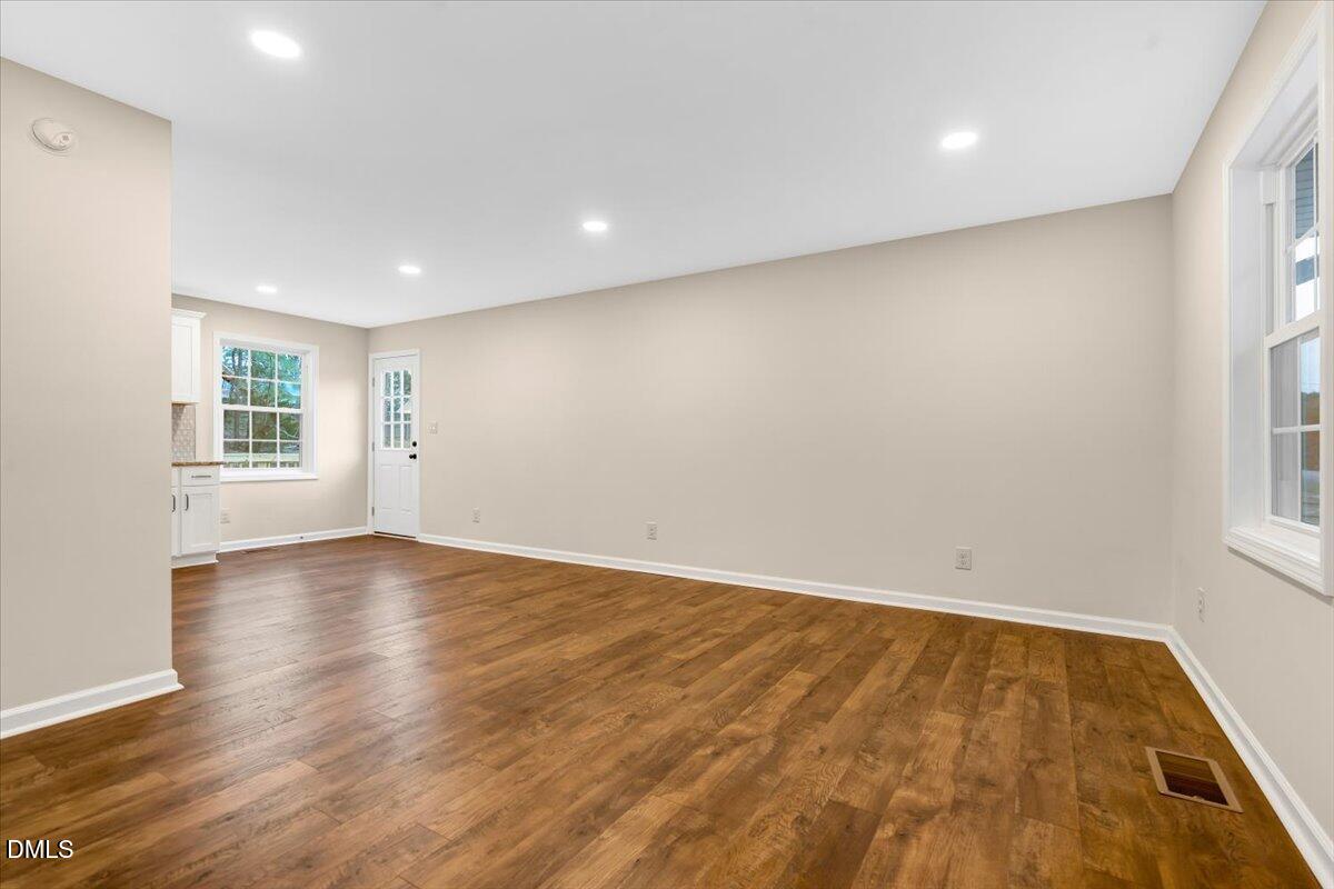 103 Rooker Street Norlina, NC 27563 - Photo 5 of 24 10-DSC02895