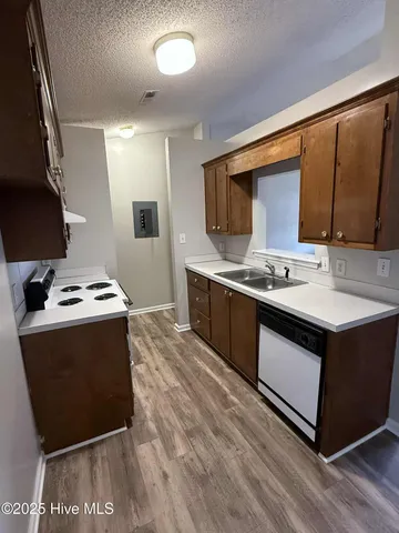 $825 | 1207 East Fire Tower Road, Unit C, Greenville, NC 27858