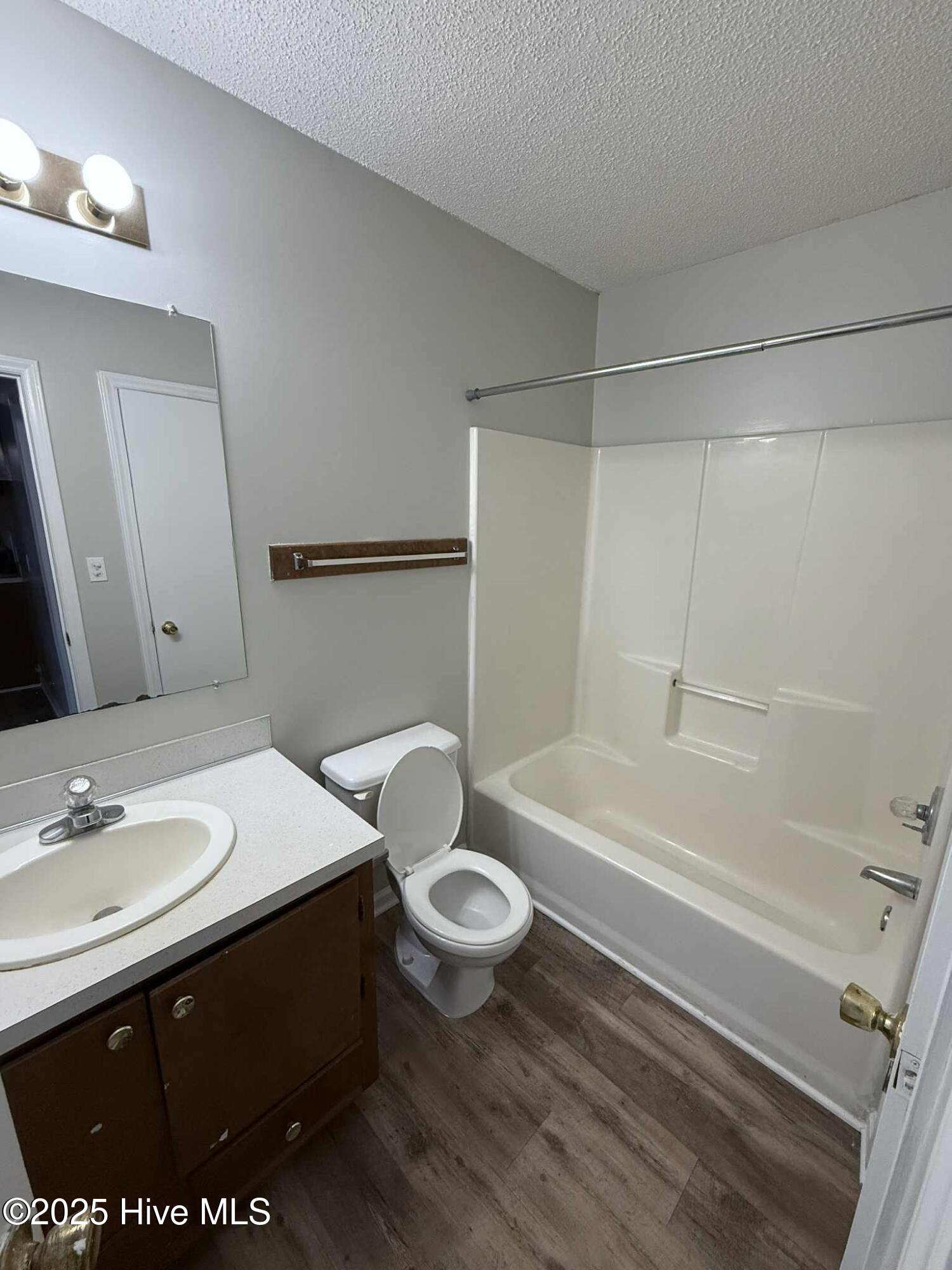 1207 East Fire Tower Road, Unit C Greenville, NC 27858 - Photo 6 of 8 5bath