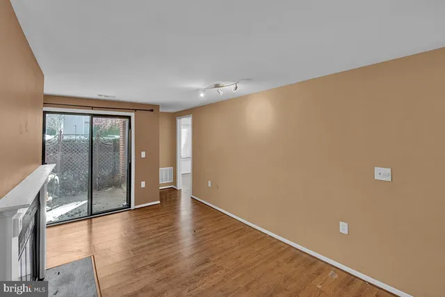 $2,000 | 13257 Wonderland Way, Unit 1101, Germantown, MD 20874