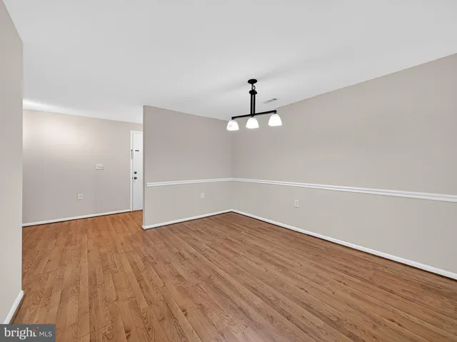 $2,000 | 13257 Wonderland Way, Unit 1101, Germantown, MD 20874