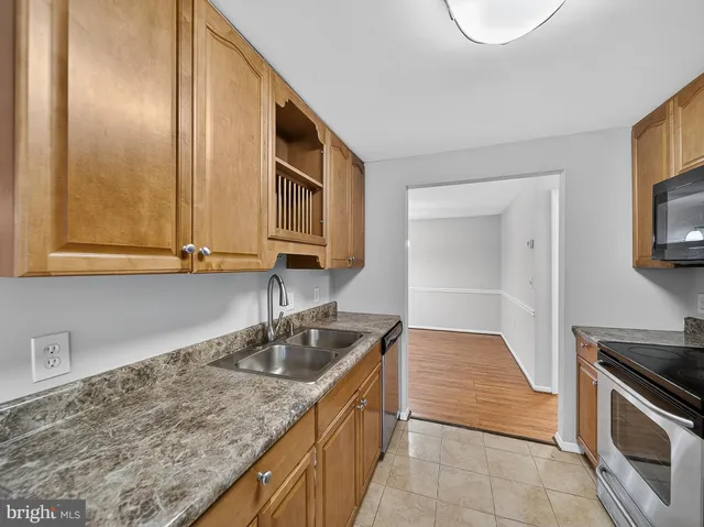 $2,000 | 13257 Wonderland Way, Unit 1101, Germantown, MD 20874