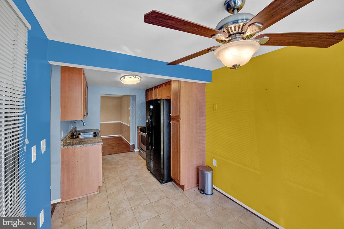 13257 Wonderland Way, Unit 1101 Germantown, MD 20874 - Photo 27 of 51 a view of a livingroom with a tv