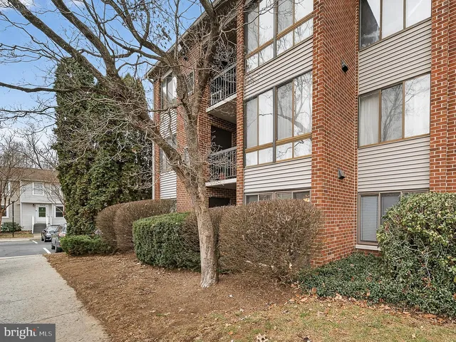 $2,000 | 13257 Wonderland Way, Unit 1101, Germantown, MD 20874