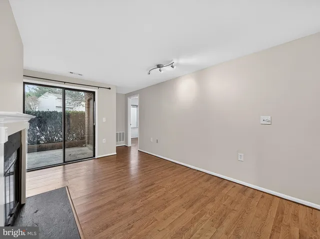 $2,000 | 13257 Wonderland Way, Unit 1101, Germantown, MD 20874