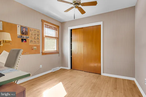$465,000 | 38 Stardust Drive, Newark, DE 19702