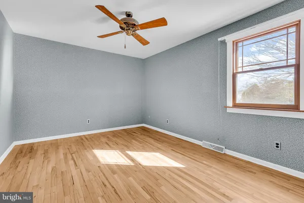 $465,000 | 38 Stardust Drive, Newark, DE 19702