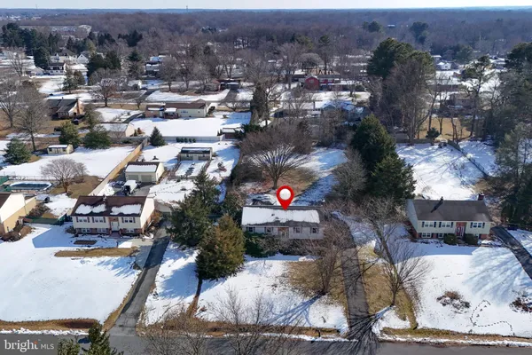 $465,000 | 38 Stardust Drive, Newark, DE 19702