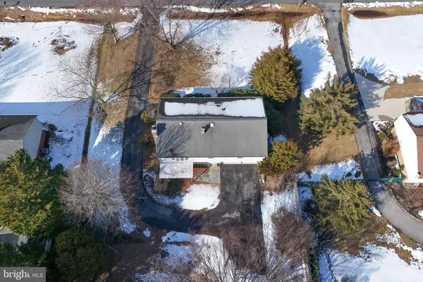 $465,000 | 38 Stardust Drive, Newark, DE 19702
