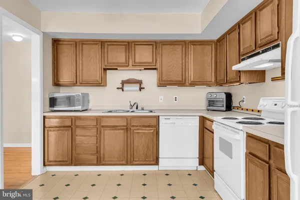 $465,000 | 38 Stardust Drive, Newark, DE 19702