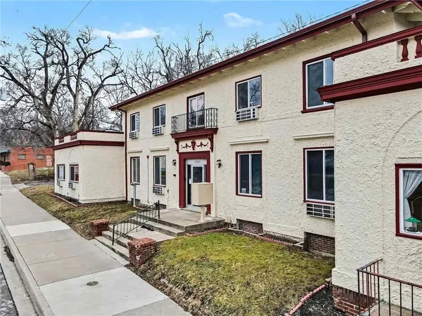 $875,000 | 1302 Faraon Street, St. Joseph, MO 64501