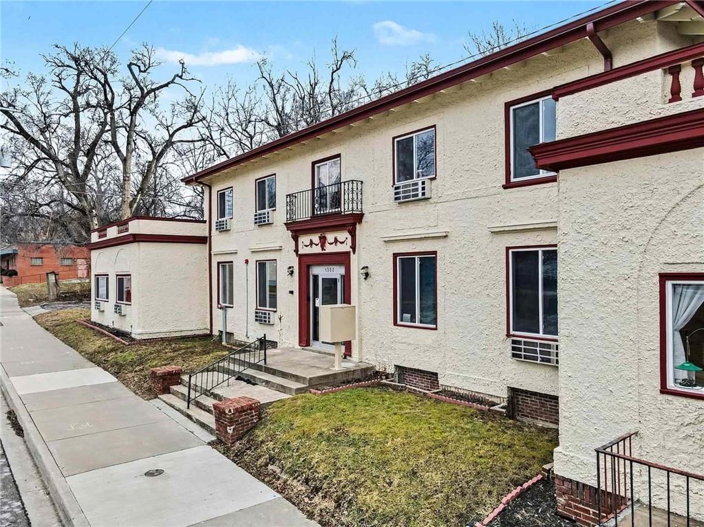 1302 Faraon Street St. Joseph, MO 64501 - Photo 3 of 18