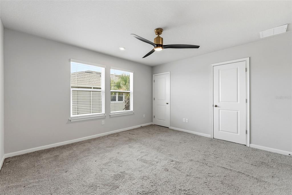 2587 Everglade Way Lutz, FL 33558 - Photo 16 of 41
