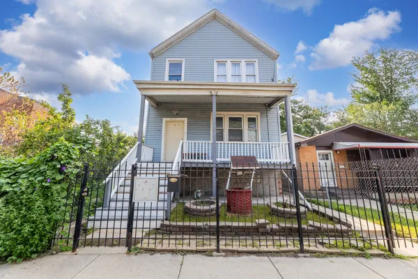 $320,000 | 6613 South Justine Street, Chicago, IL 60636