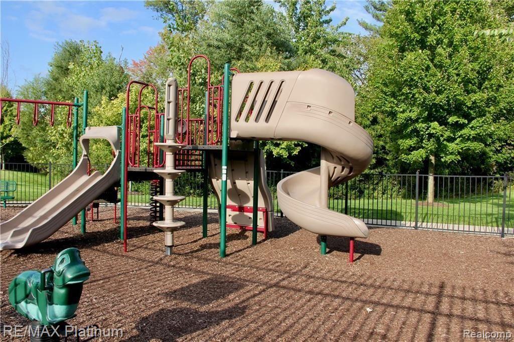 44730 Gwinnett Loop, Unit 43 Novi, MI 48377 - Photo 19 of 20