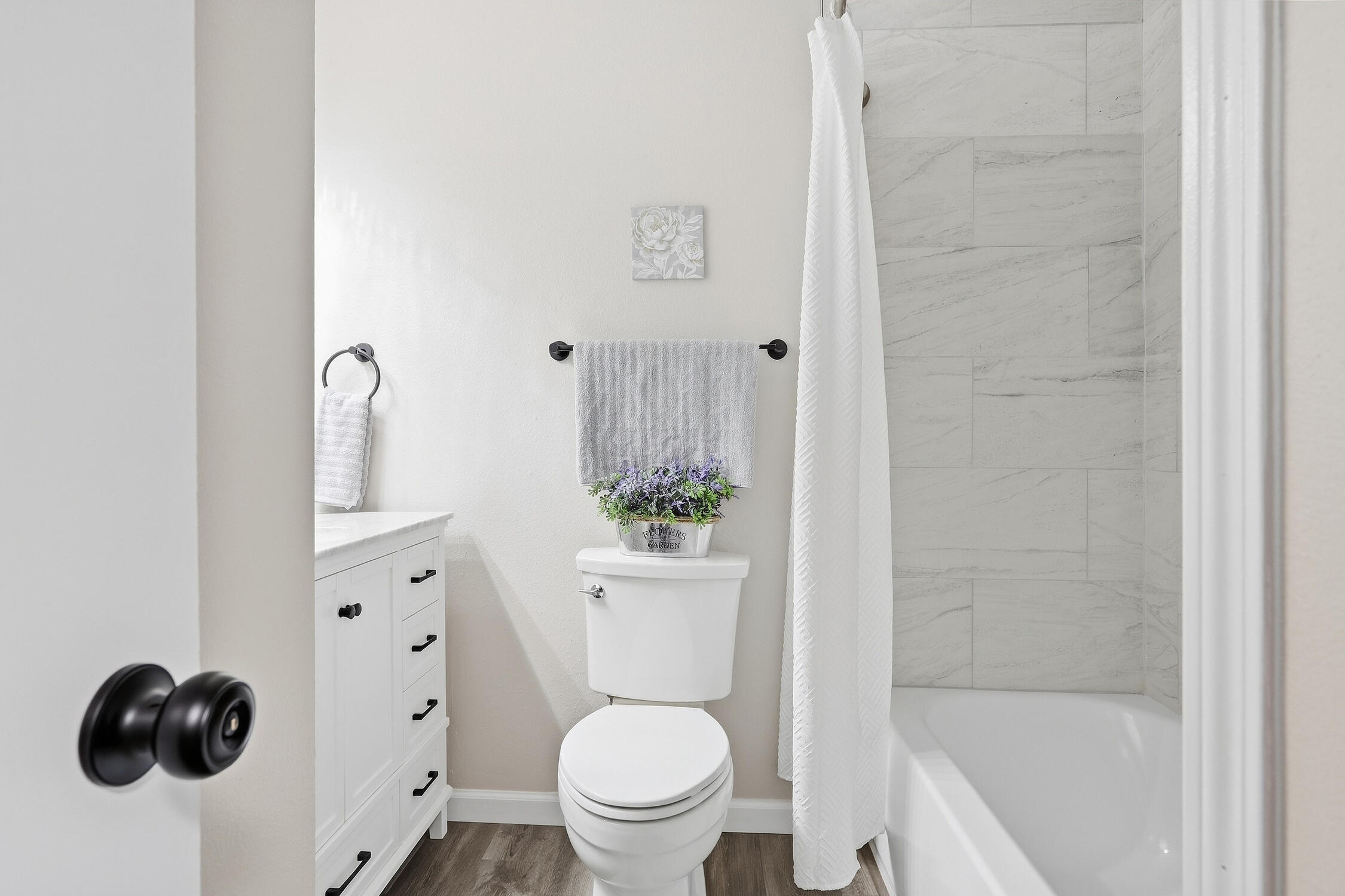 8333 Comanche Road Northeast, Unit 2B Albuquerque, NM 87110 - Photo 13 of 18 Gallery Image 13